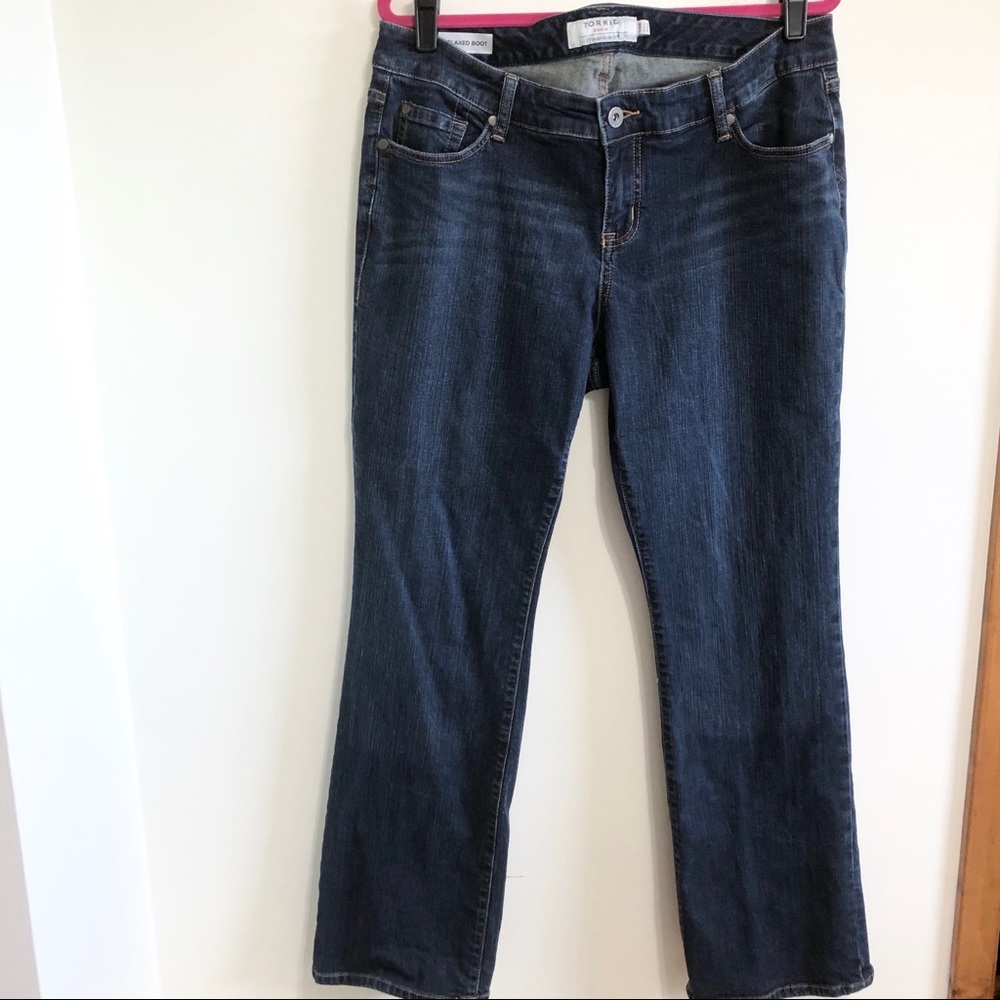 Torrid Relaxed Boot Cut Jeans Size 14